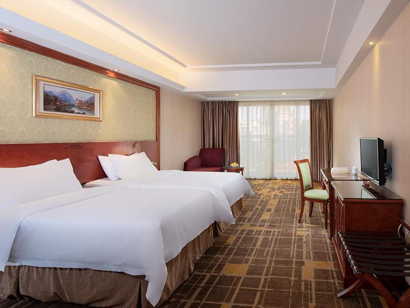 Vienna Hotel Dongguan Hou Street Wanda Plaza Ngoại thất bức ảnh